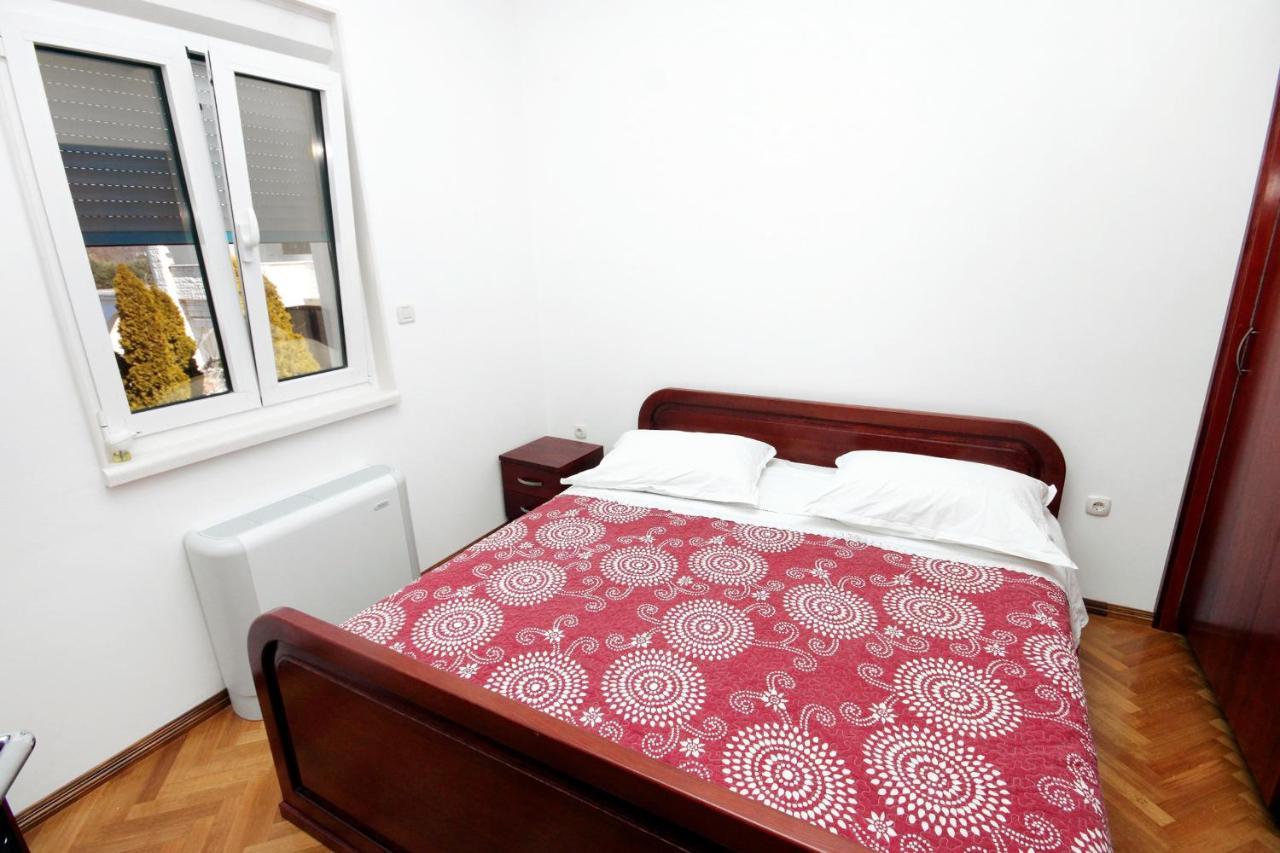 Family Friendly Apartments With A Swimming Pool Rogoznica - 7557 외부 사진