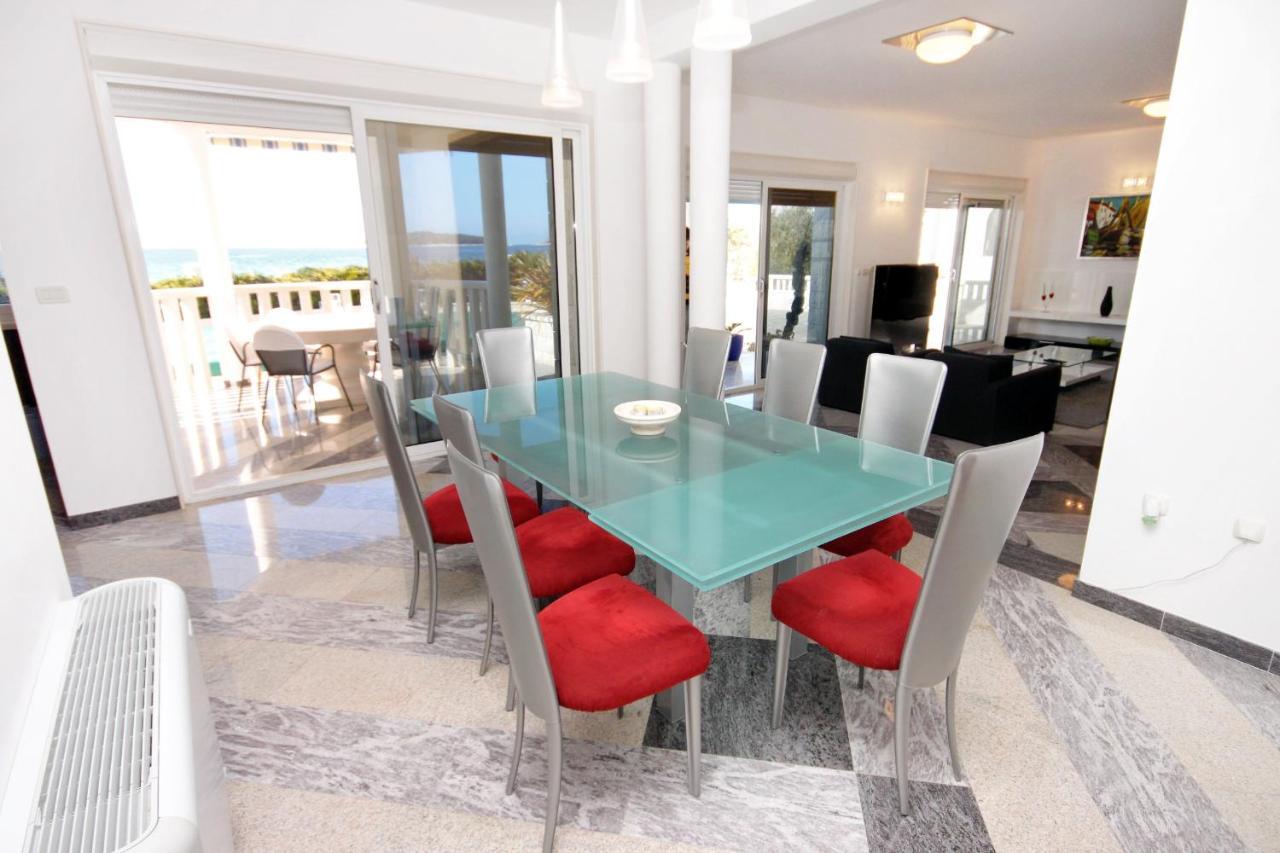 Family Friendly Apartments With A Swimming Pool Rogoznica - 7557 외부 사진